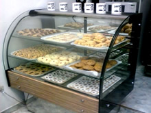 Pan Box. Cedritos, Bogotá. Panadería, domicilio, almuerzos, desayunos, restaurante, venta de pan, cafetería, postres, galletas, pasteles de pollo, empanadas.