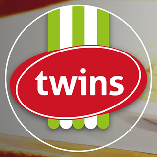 Twins Restaurante Café, barrio Cedritos, norte de Bogotá.  Almuerzos, desayunos.  Platos típicos, pescados, parrilla, pollo broaster, hamburguesas.  Centro Comercial La Puerta del Sol.