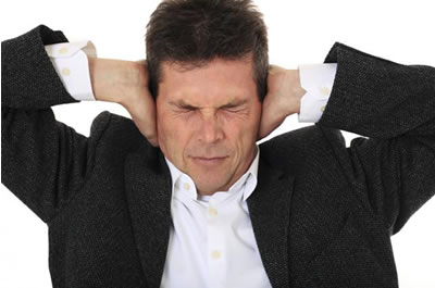 D'VIDRIOS. Cedritos, Bogotá. Vidrios y espejos. Aluminios. Ventanería en aluminios. Divisiones para baños. Marquesinas. Puertas. Películas de seguridad. Ventanería. Vidriería.